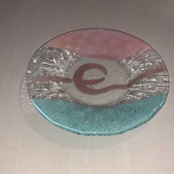 VINTAGE MIAMI DISH 84’ PINK & GREEN - Picture 2 of 3